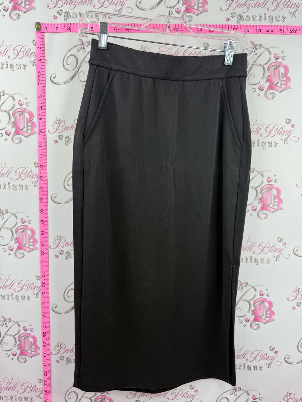 RW&CO. Skirt Black Midi Skirt with Pockets